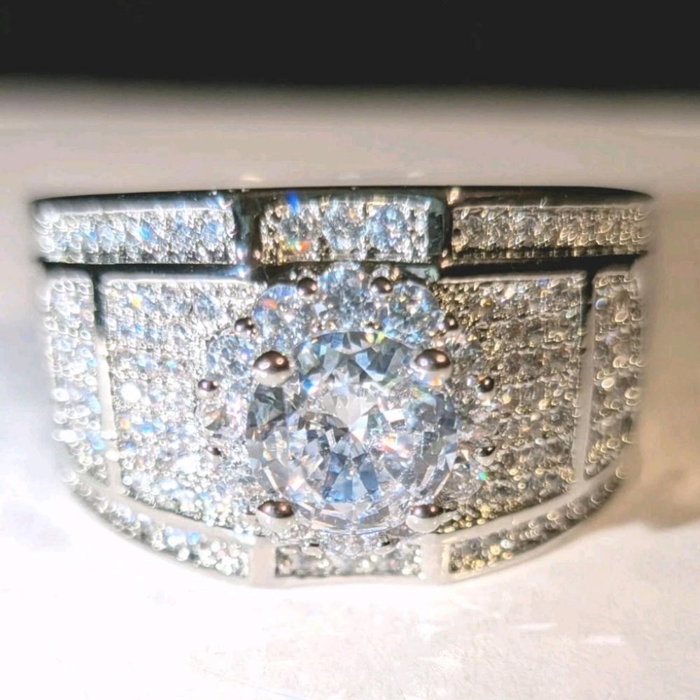 Elegant Men's 4 Ct Lab Created Diamond Blinged Out 925 Silver Wedding Band